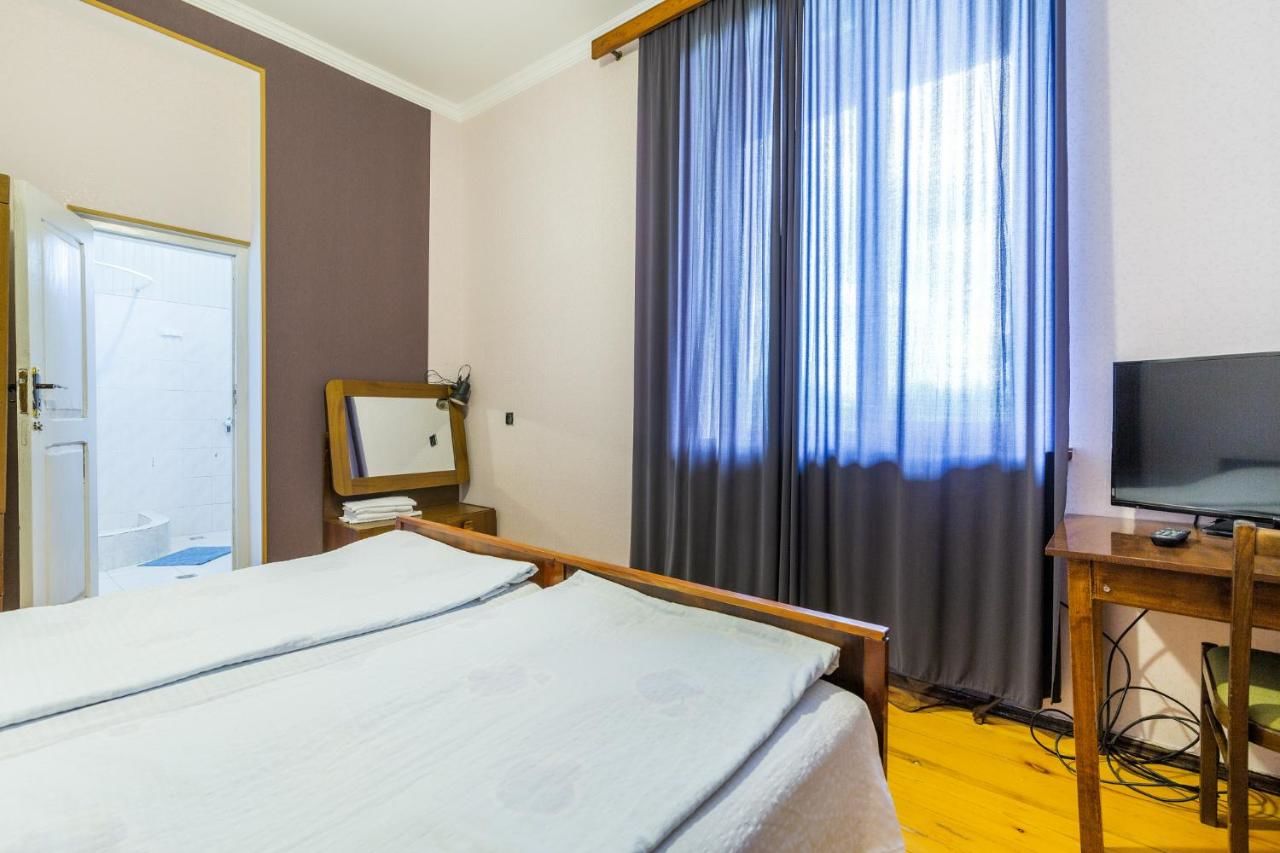 Отели типа «постель и завтрак» Zeus Olimpo Hotel Телави