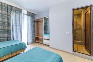 Отели типа «постель и завтрак» Zeus Olimpo Hotel Телави Двухместный номер с 2 отдельными кроватями и балконом-3
